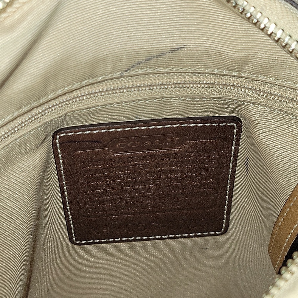 Vintage Coach Soho Slim Cream Pebble Leather Hobo Bag with Brown Accents - Picture 12 of 16